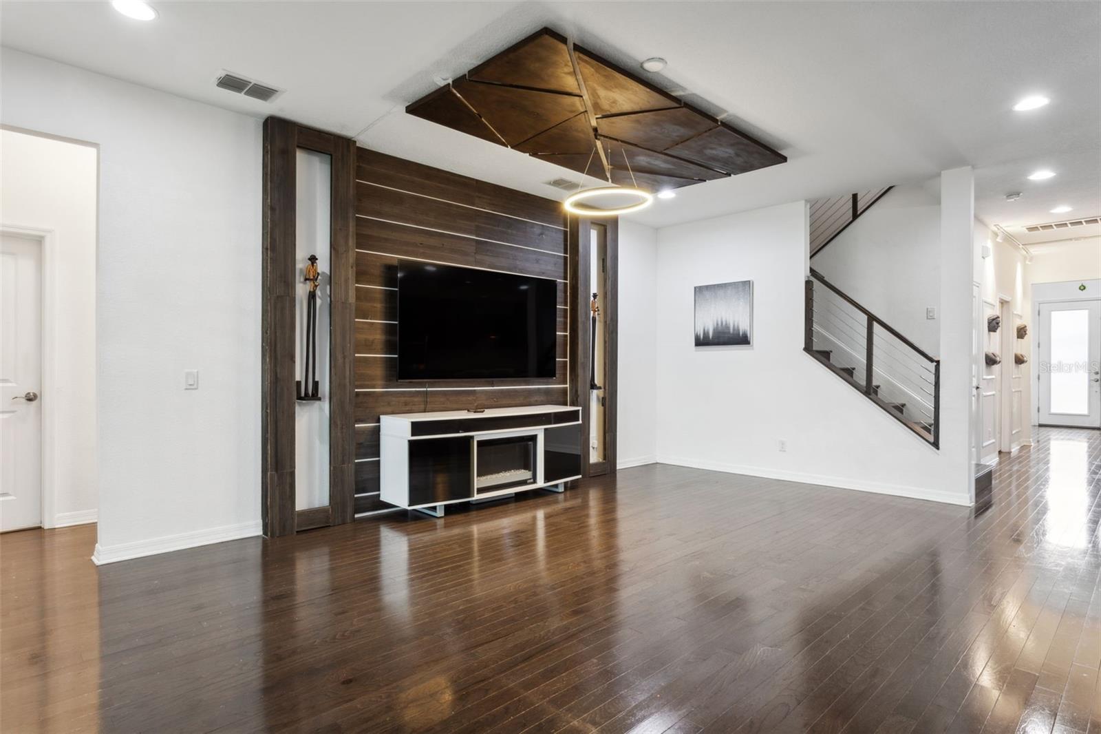 Image 11 of 25 For 10319 Stallion Fields Way