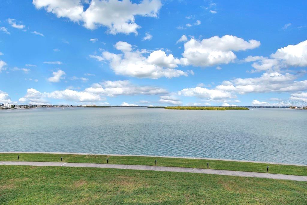 Image 4 of 33 For 1 Key Capri  209e