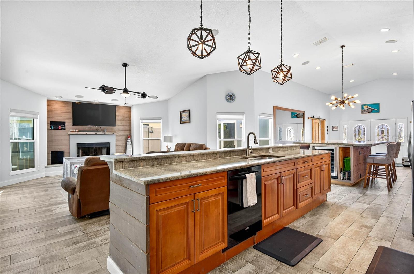 Image 15 of 54 For 5282 White Sand Circle Ne