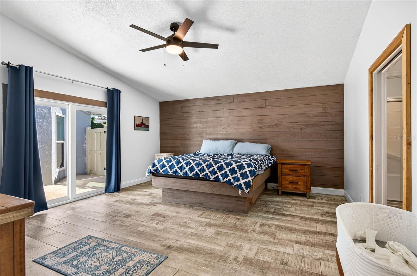 Image 33 of 54 For 5282 White Sand Circle Ne