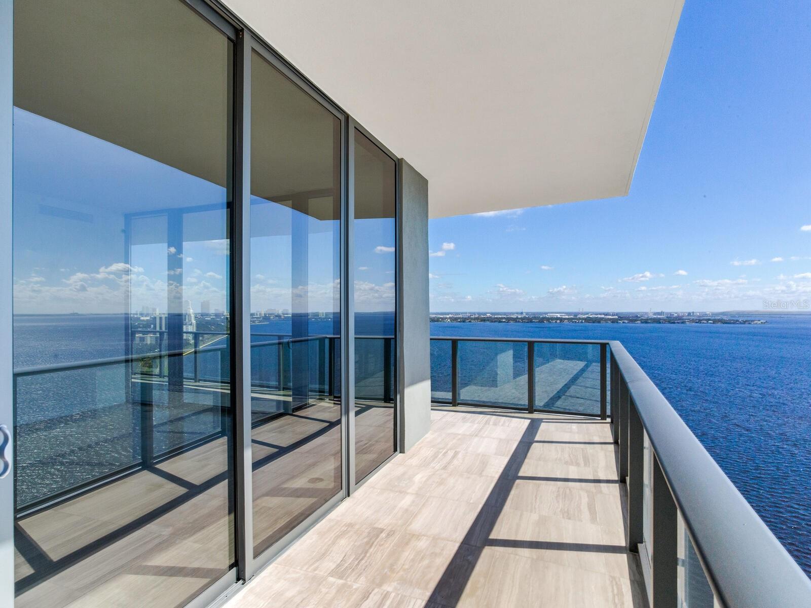 Image 29 of 60 For 3101 Bayshore Boulevard 2204