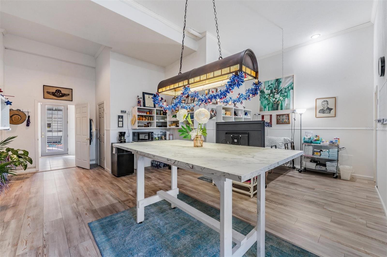 Listing photo id 44 for 921 Point Seaside Drive