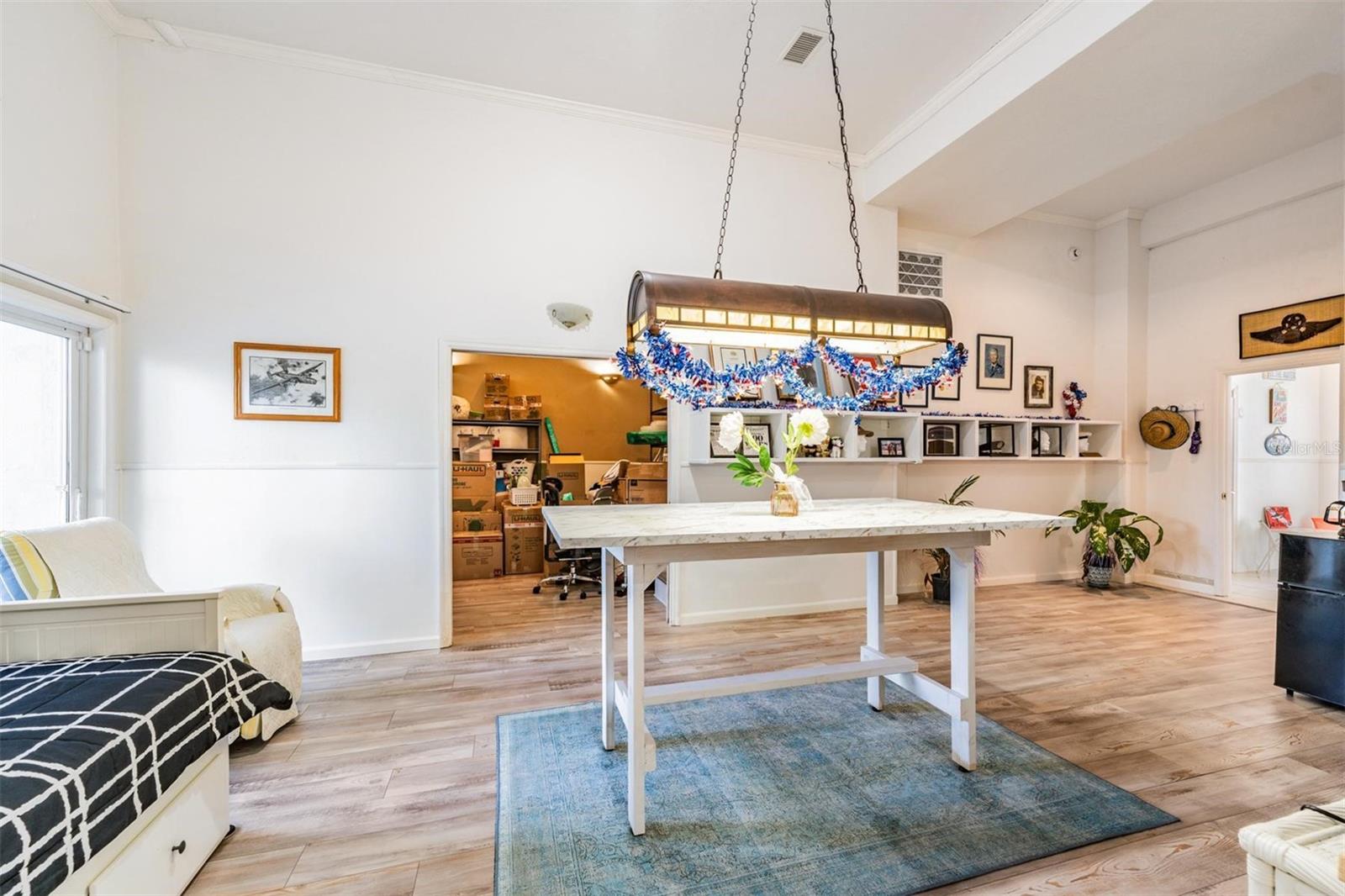 Listing photo id 46 for 921 Point Seaside Drive