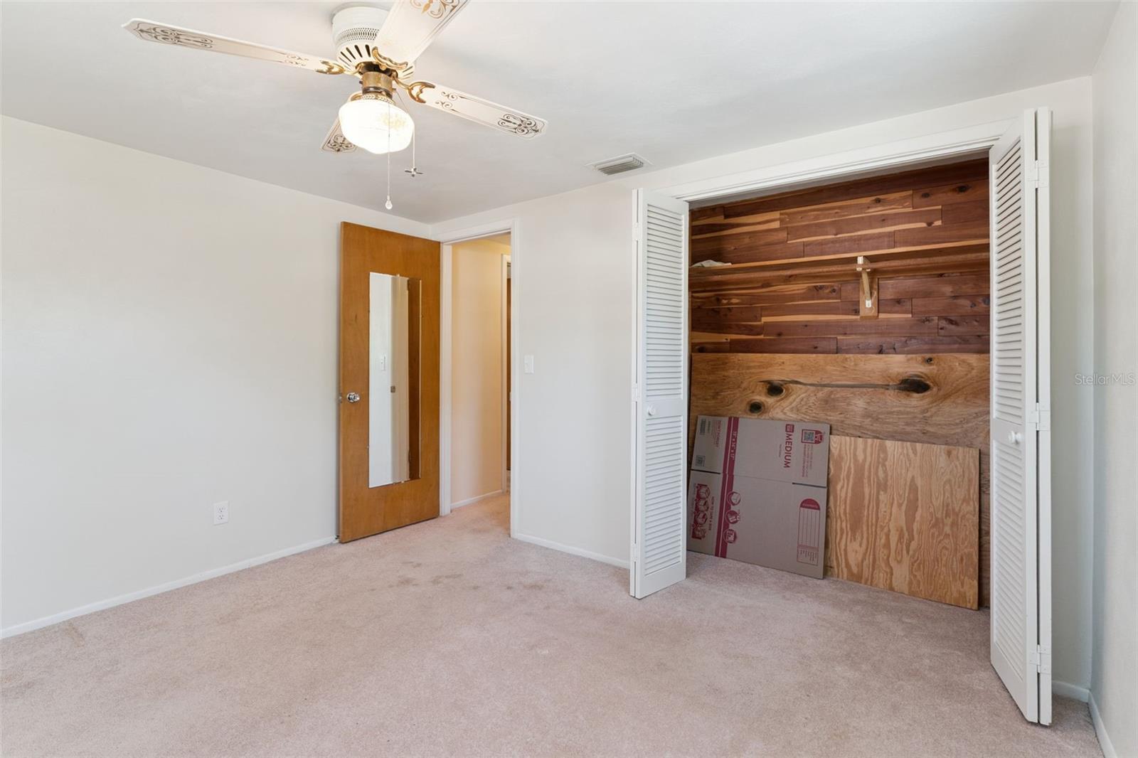 Image 21 of 31 For 11705 Ibis Lane