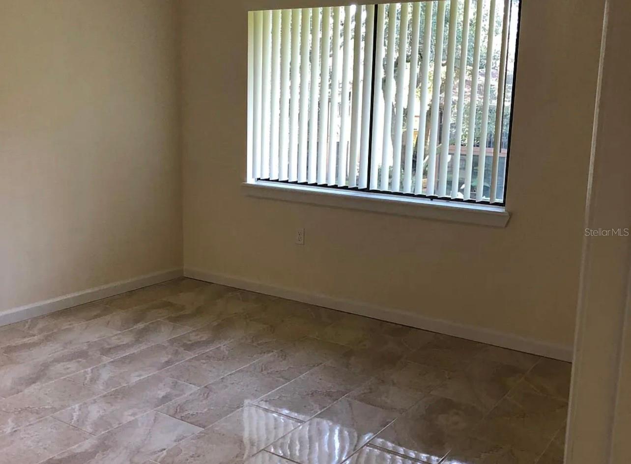 Image 10 of 16 For 510 Mistletoe Court D