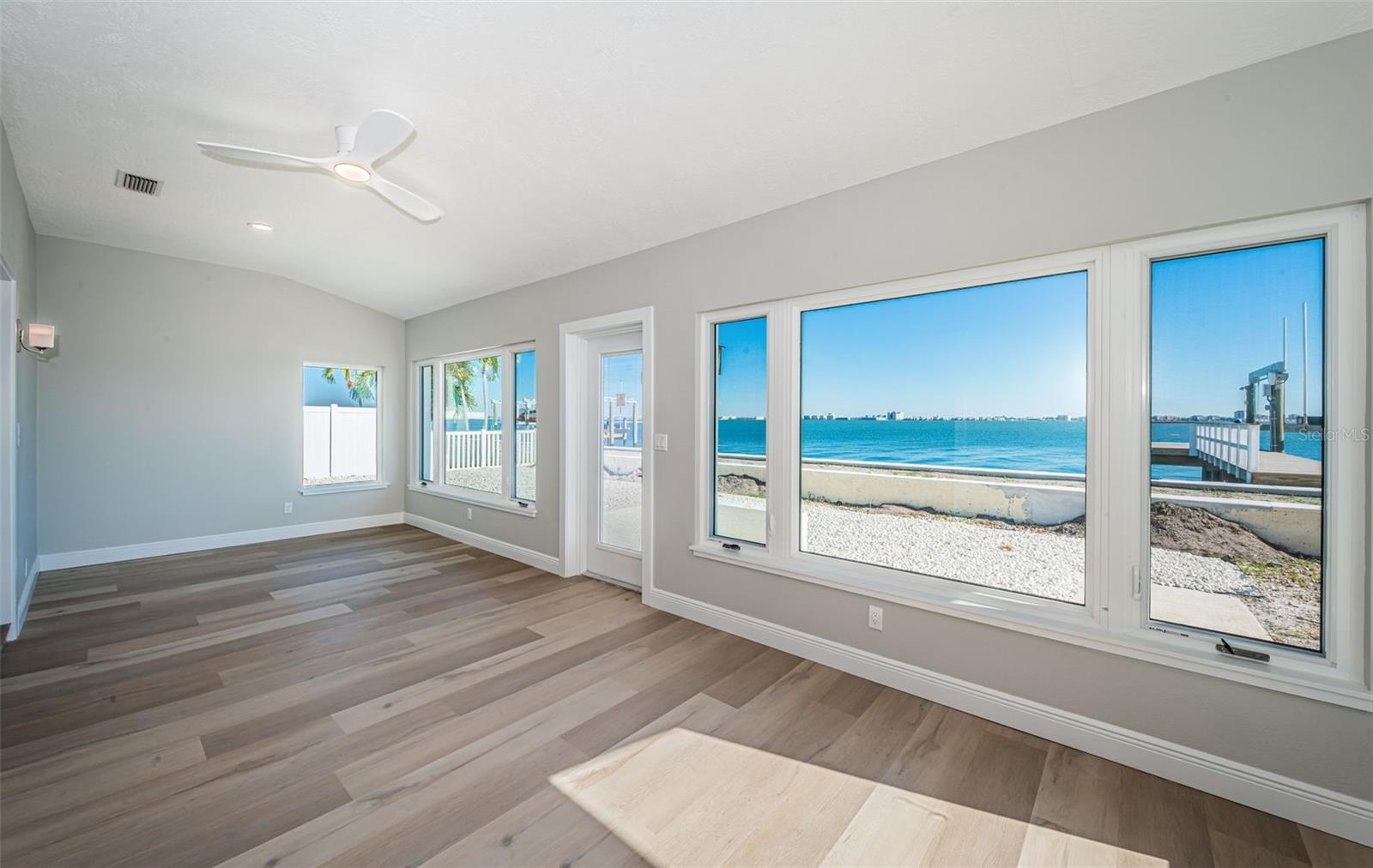 Image 15 of 63 For 510 55th Avenue