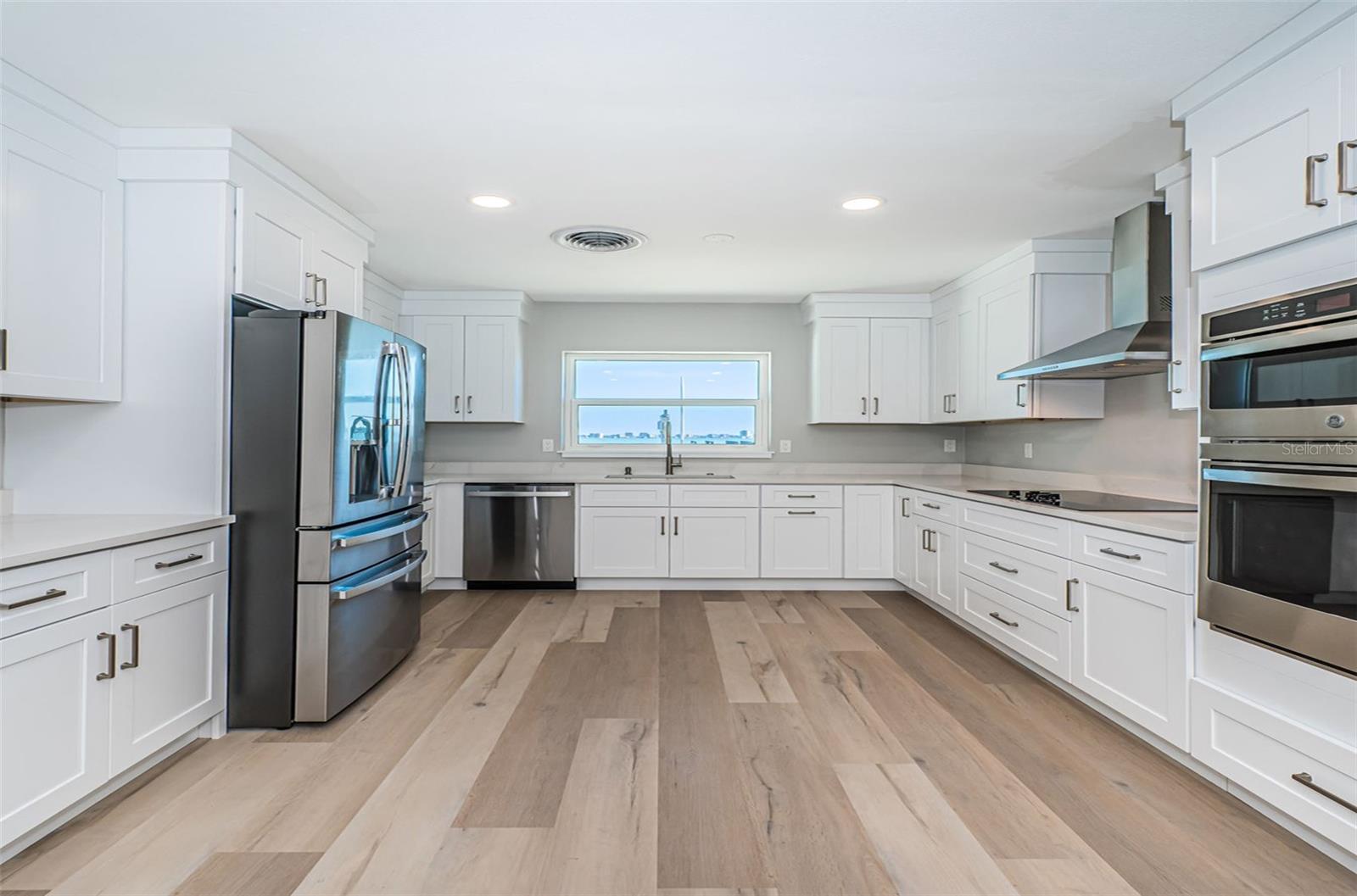 Image 22 of 63 For 510 55th Avenue