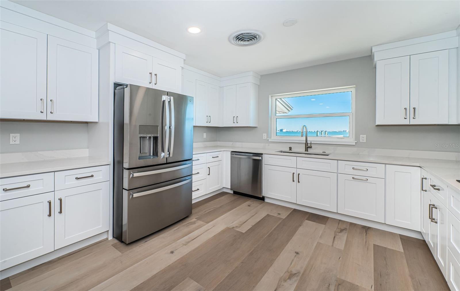 Image 23 of 63 For 510 55th Avenue