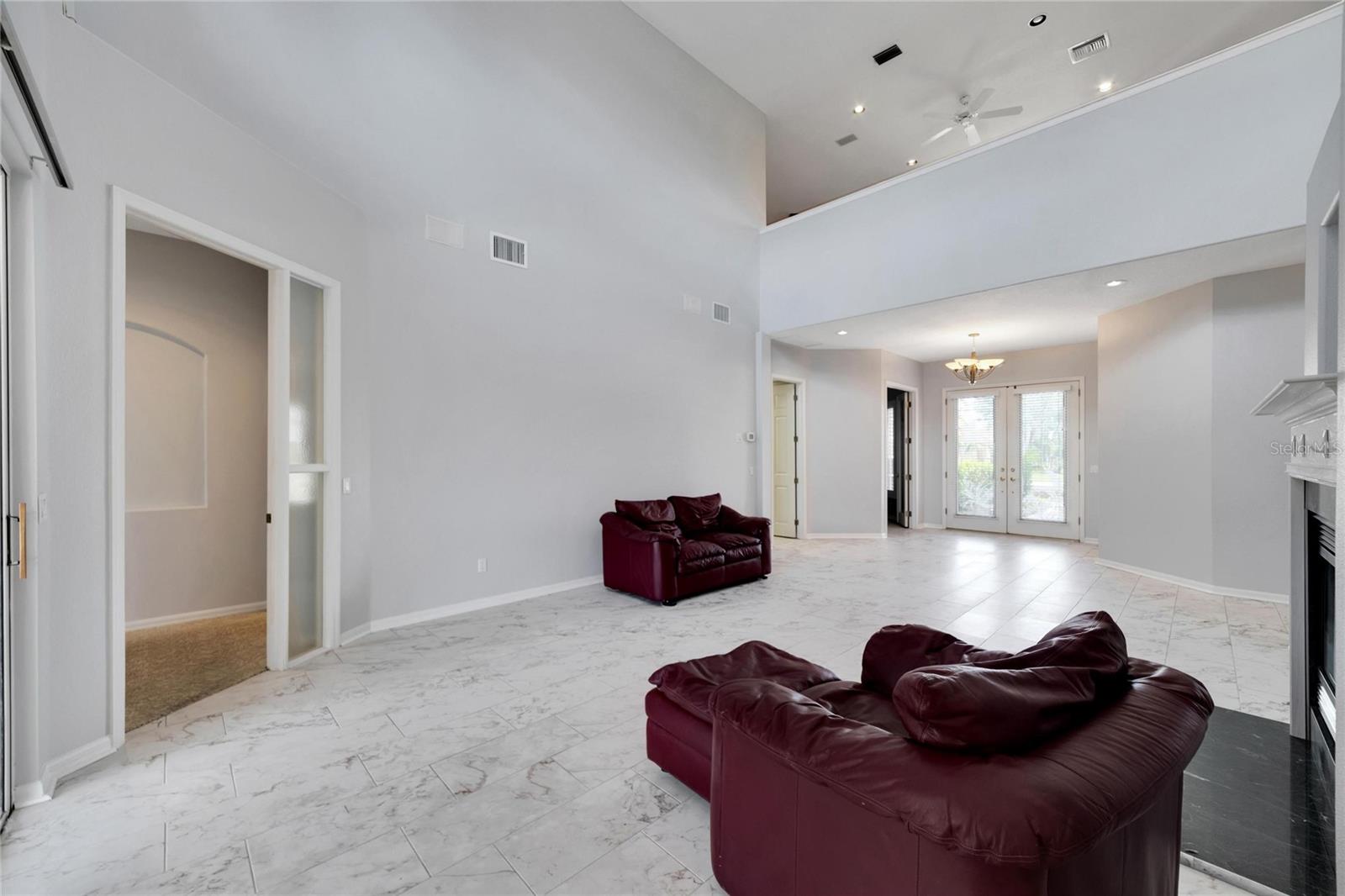 Image 24 of 66 For 17904 Cachet Isle Drive