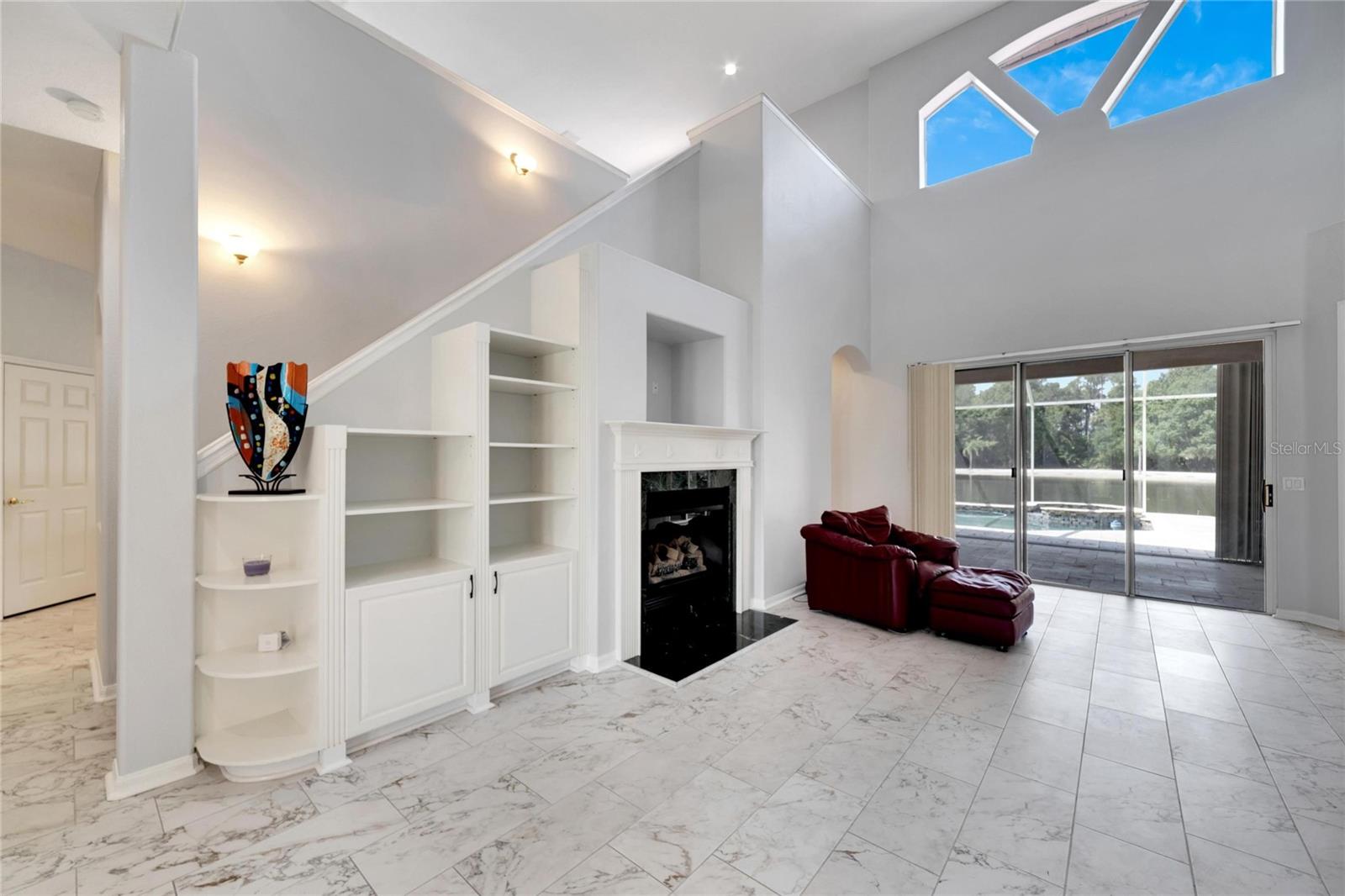 Image 26 of 66 For 17904 Cachet Isle Drive