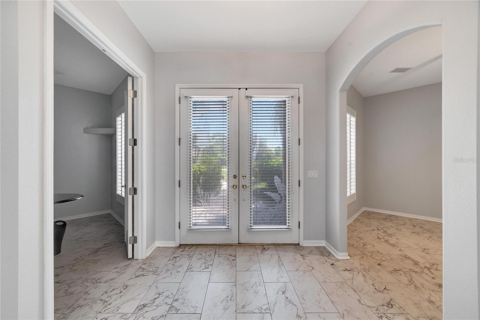 Image 5 of 66 For 17904 Cachet Isle Drive