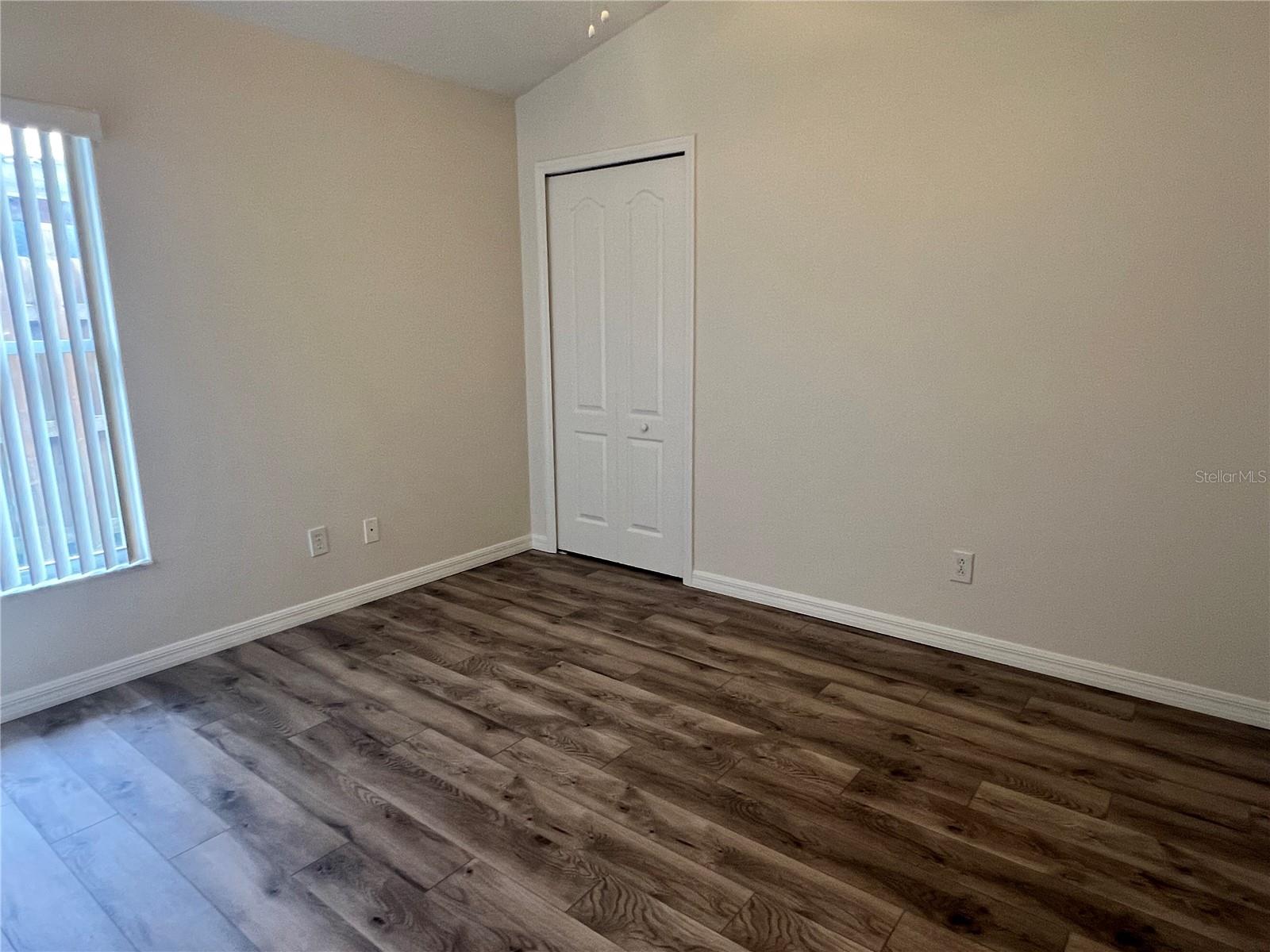 Image 14 of 20 For 526 Cypress View Drive