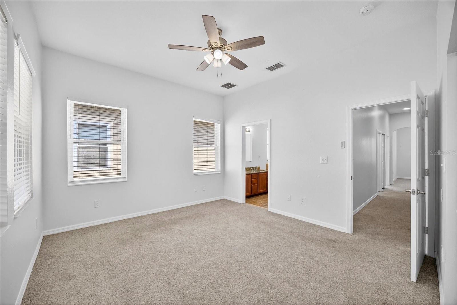 Image 20 of 52 For 1808 Columbus Drive 3