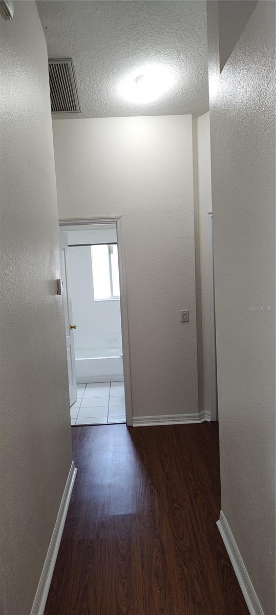 Image 11 of 26 For 210 Chardonnay Place