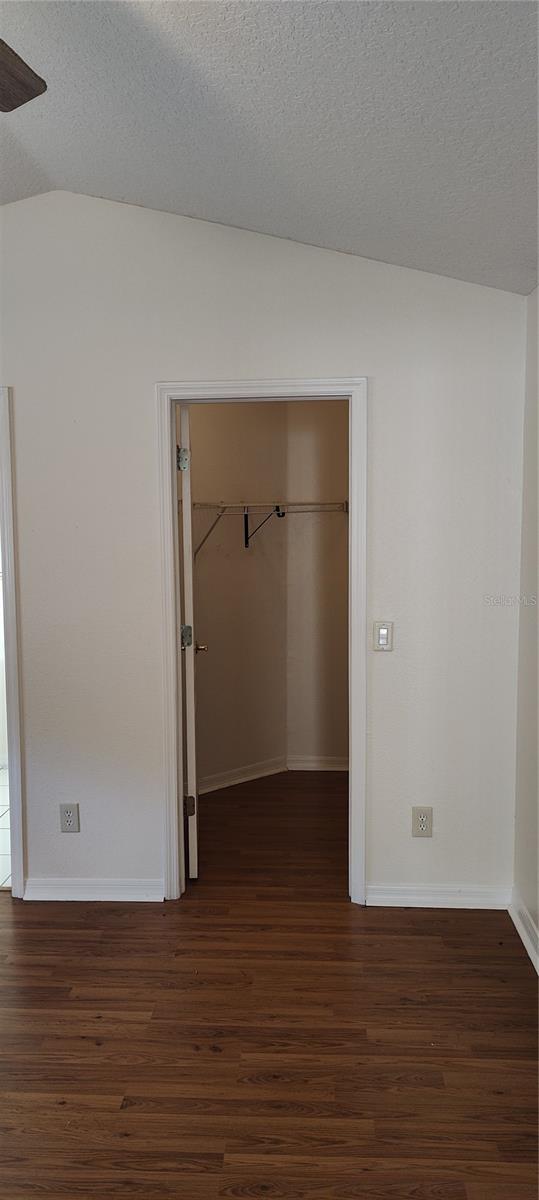 Image 14 of 26 For 210 Chardonnay Place