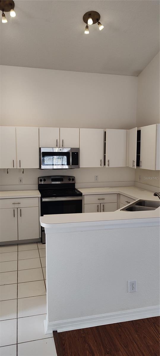 Image 15 of 26 For 210 Chardonnay Place