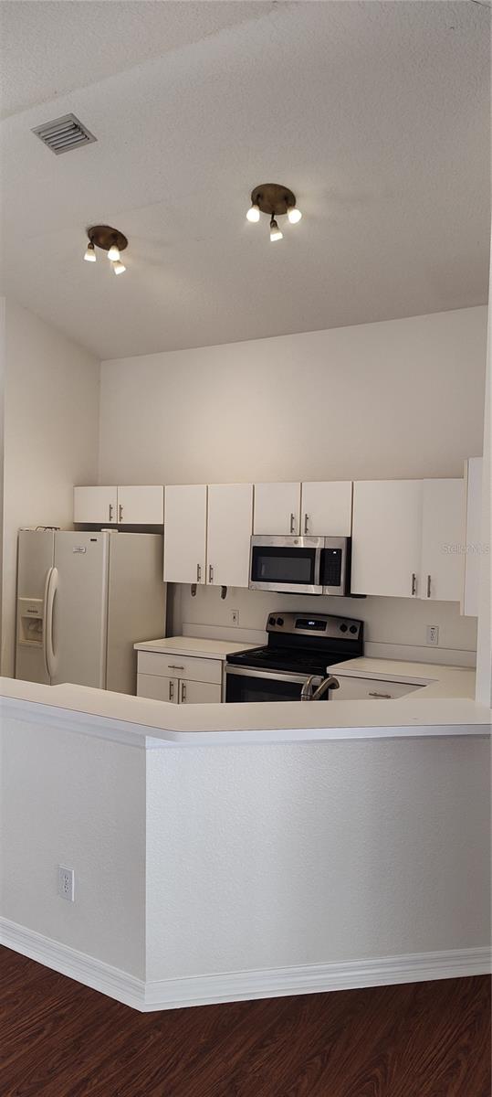 Image 17 of 26 For 210 Chardonnay Place