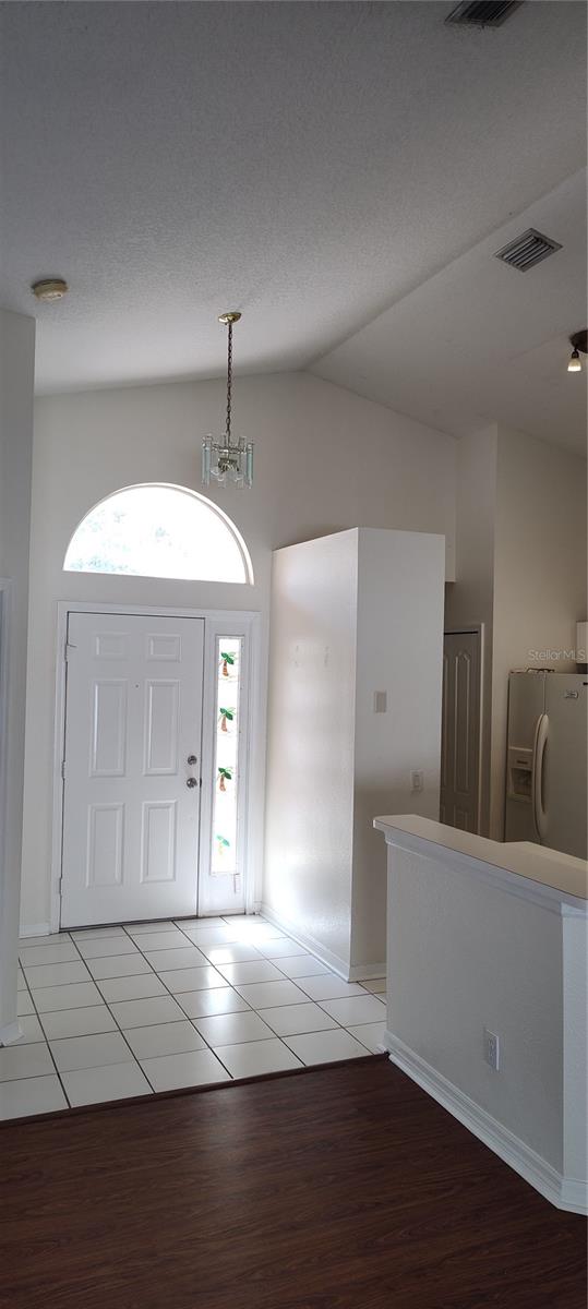 Image 19 of 26 For 210 Chardonnay Place