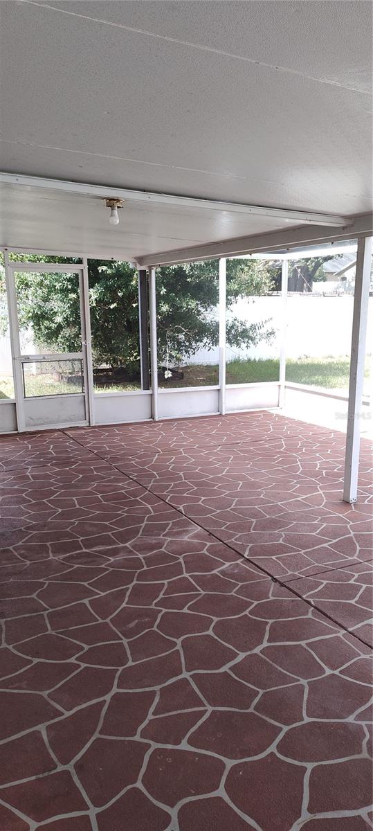 Image 23 of 26 For 210 Chardonnay Place