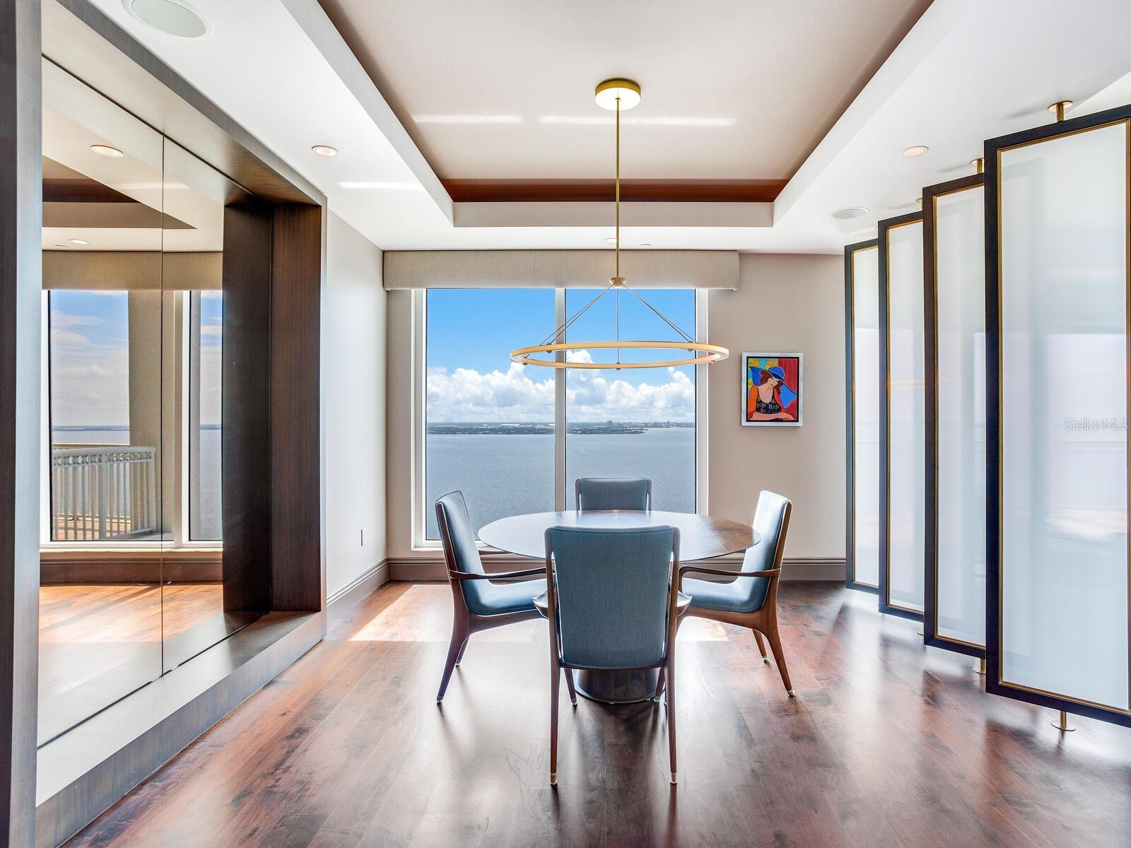 Listing photo id 15 for 3507 Bayshore Boulevard 2001