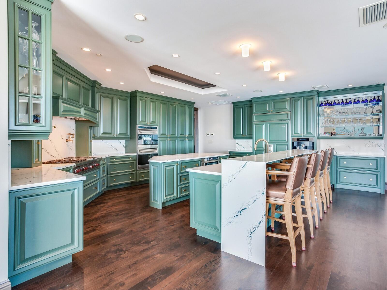 Listing photo id 19 for 3507 Bayshore Boulevard 2001