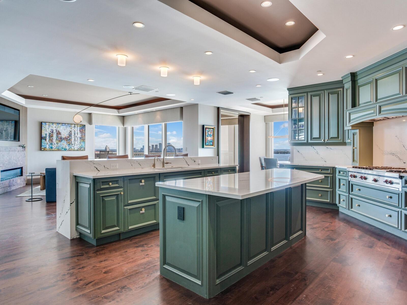 Listing photo id 22 for 3507 Bayshore Boulevard 2001