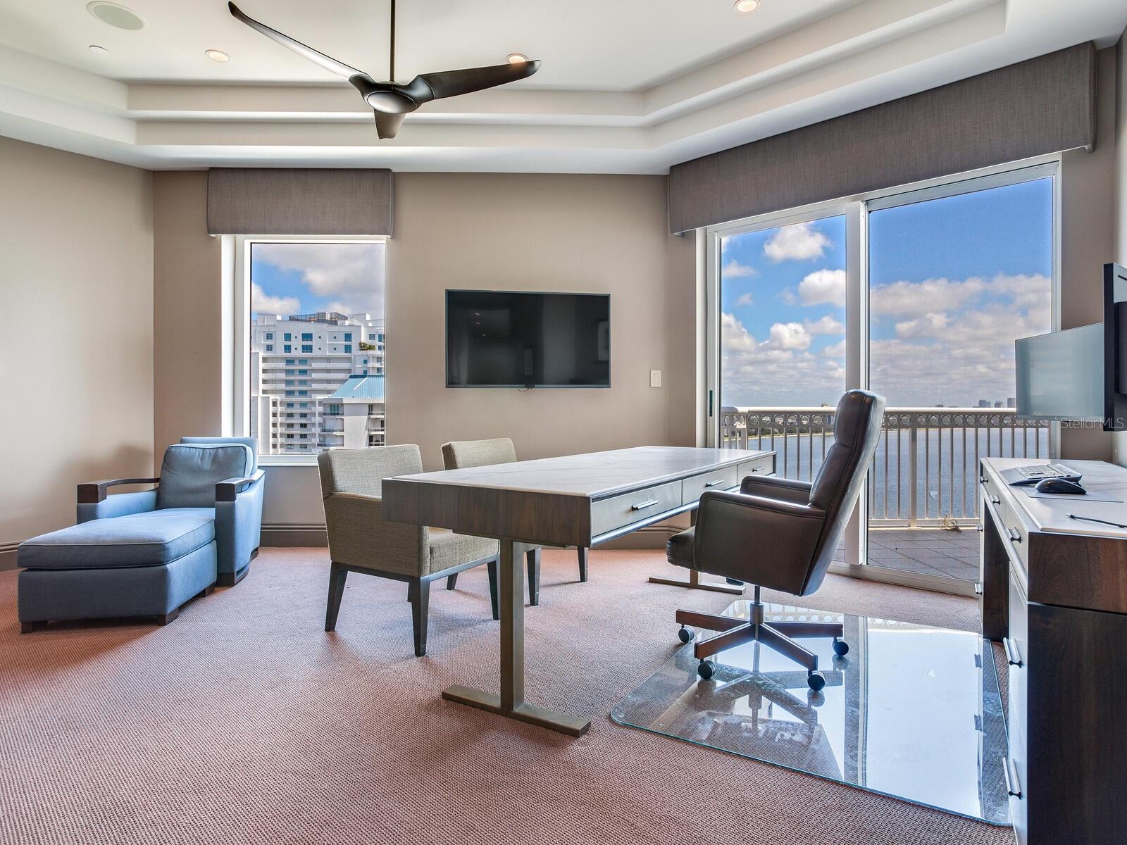 Listing photo id 36 for 3507 Bayshore Boulevard 2001