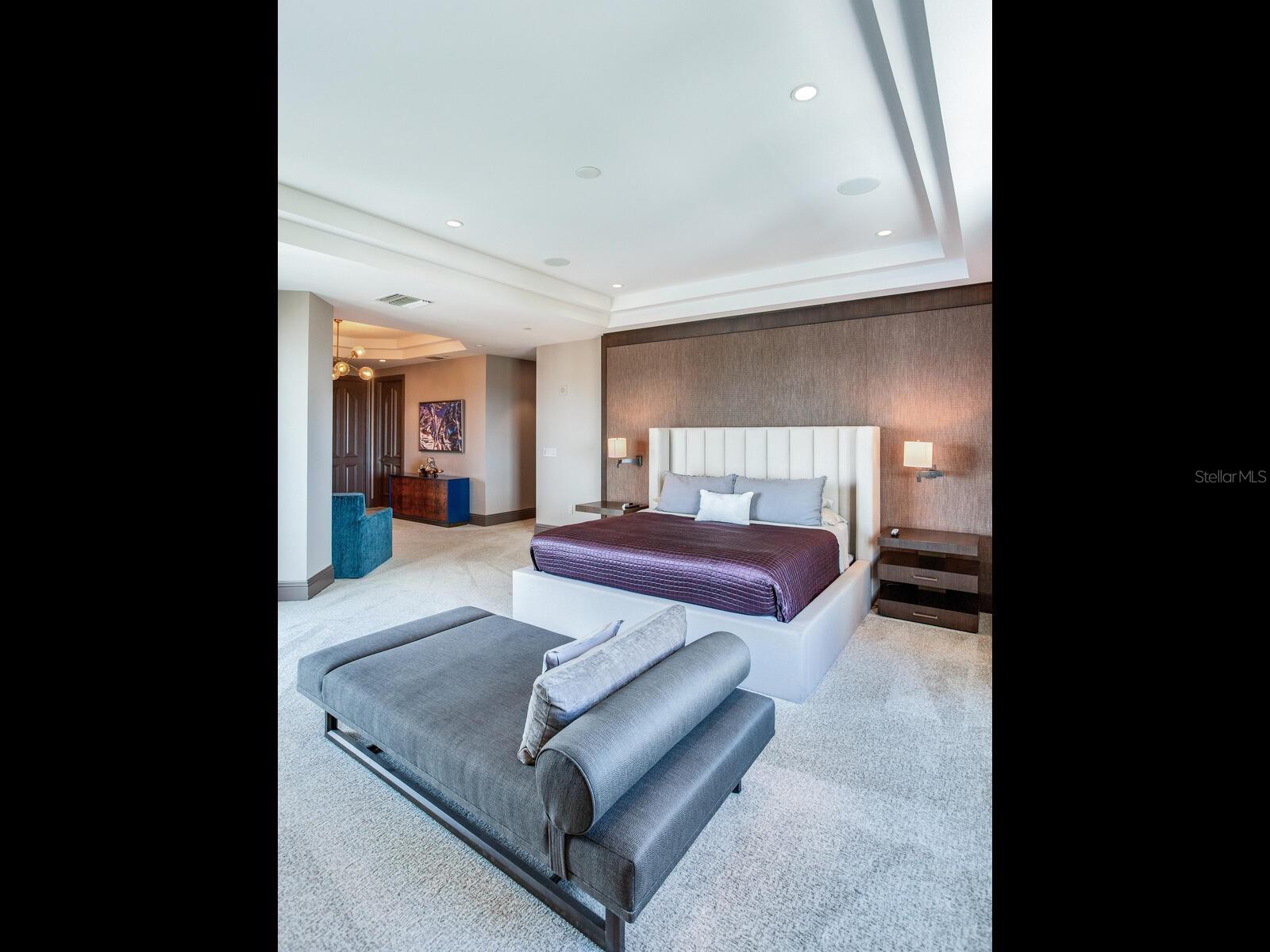 Listing photo id 40 for 3507 Bayshore Boulevard 2001