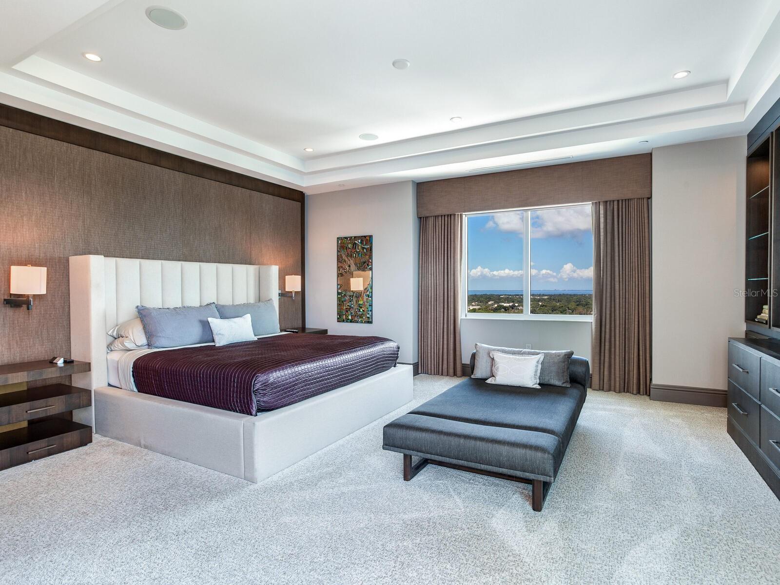 Listing photo id 42 for 3507 Bayshore Boulevard 2001