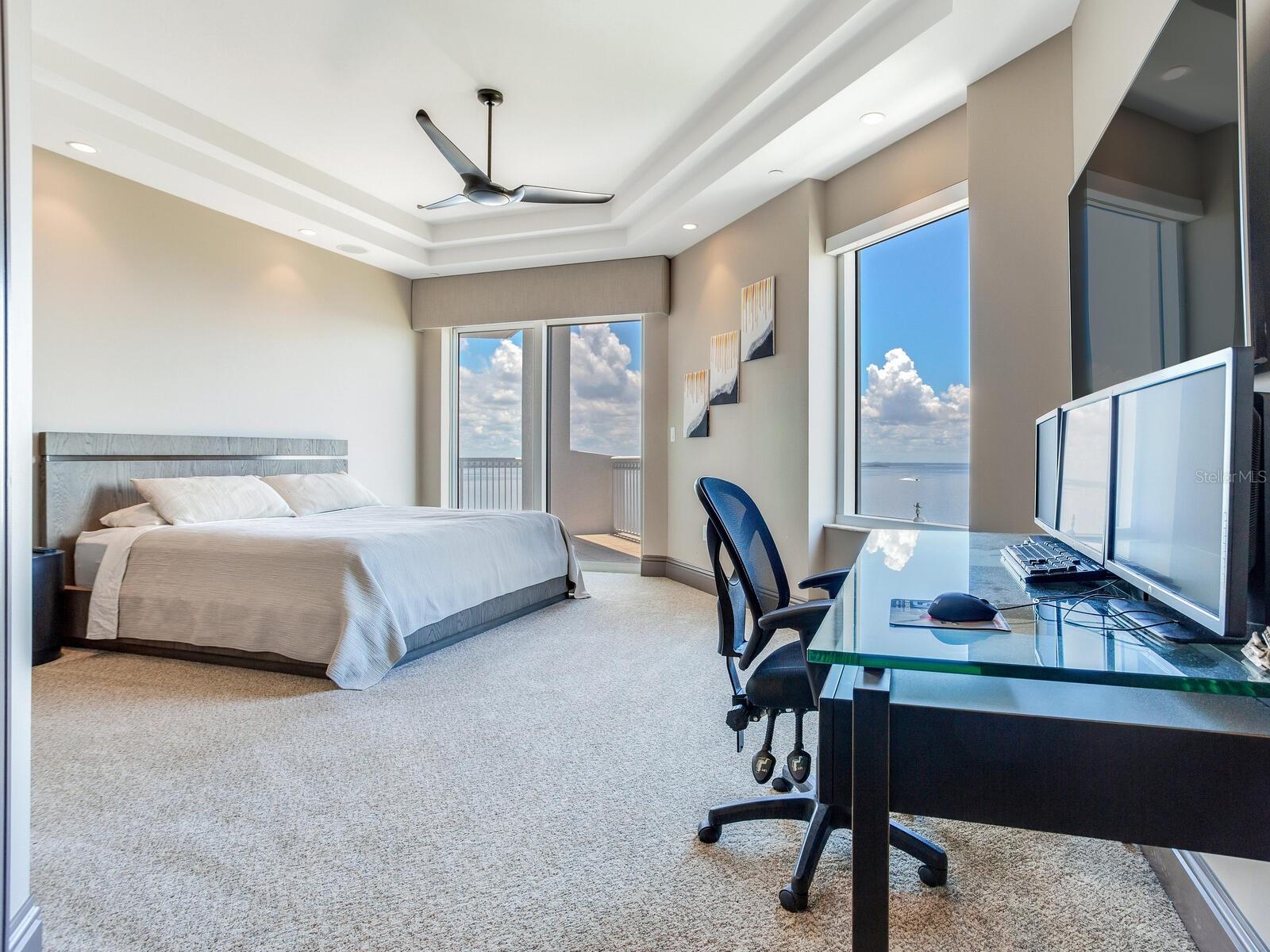 Listing photo id 68 for 3507 Bayshore Boulevard 2001