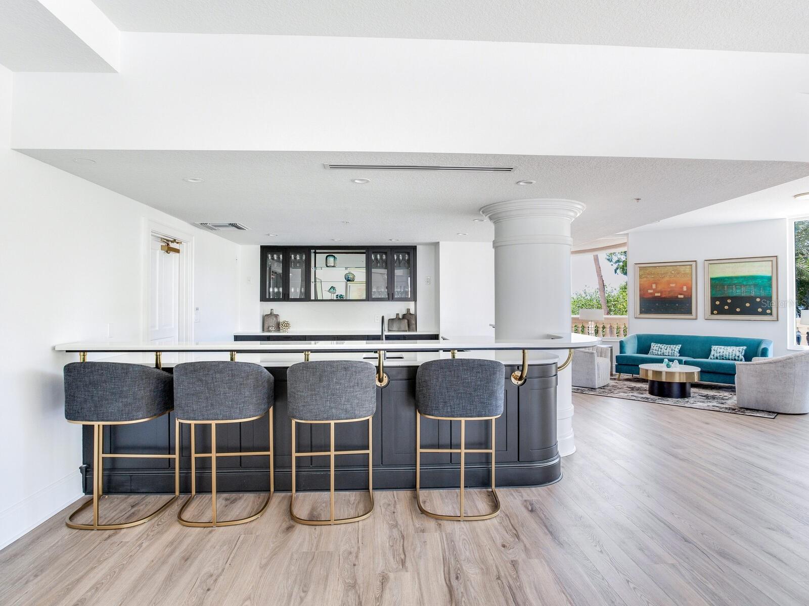 Listing photo id 90 for 3507 Bayshore Boulevard 2001