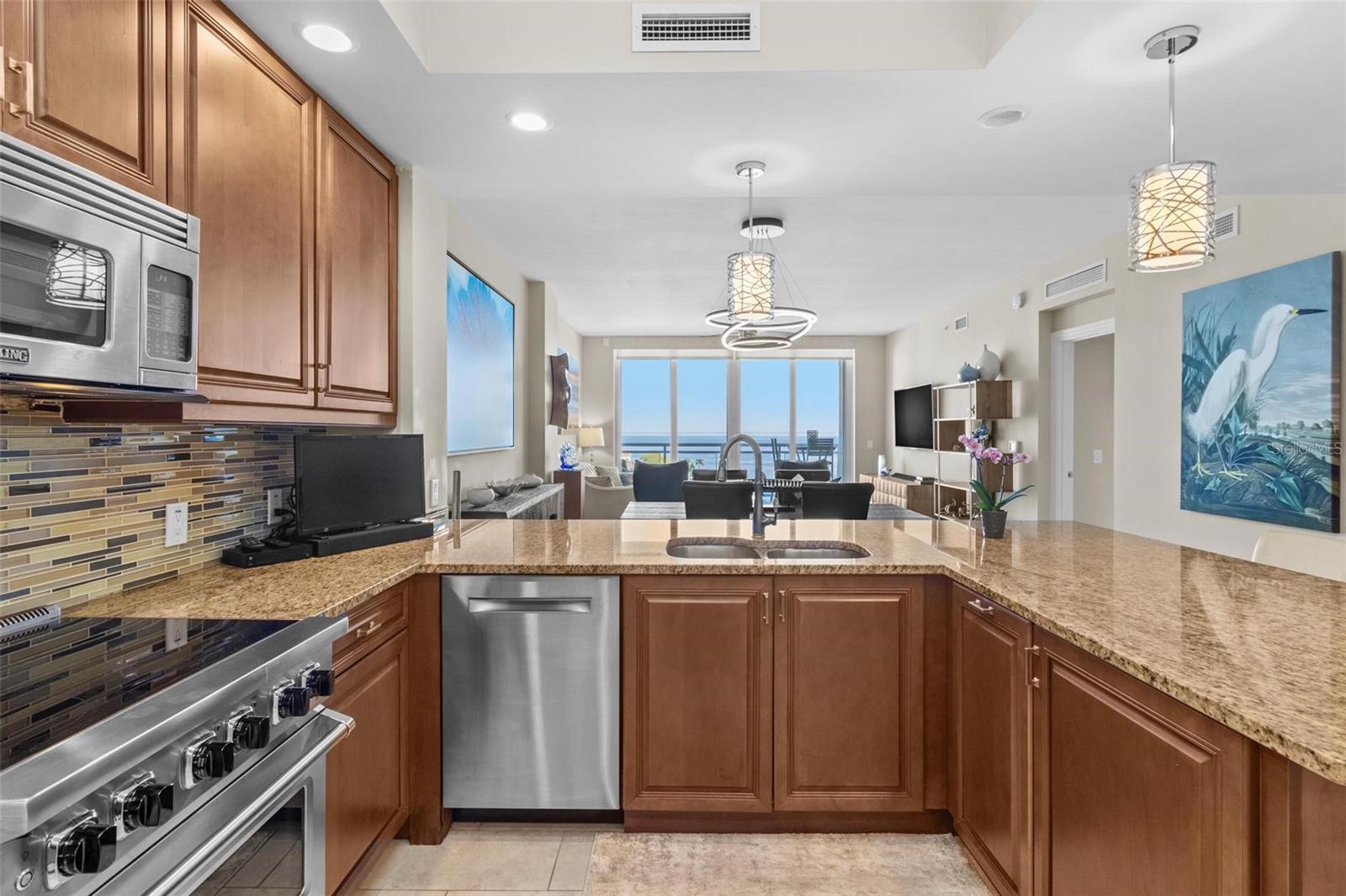 Image 19 of 52 For 1325 Snell Isle Boulevard Ne 708