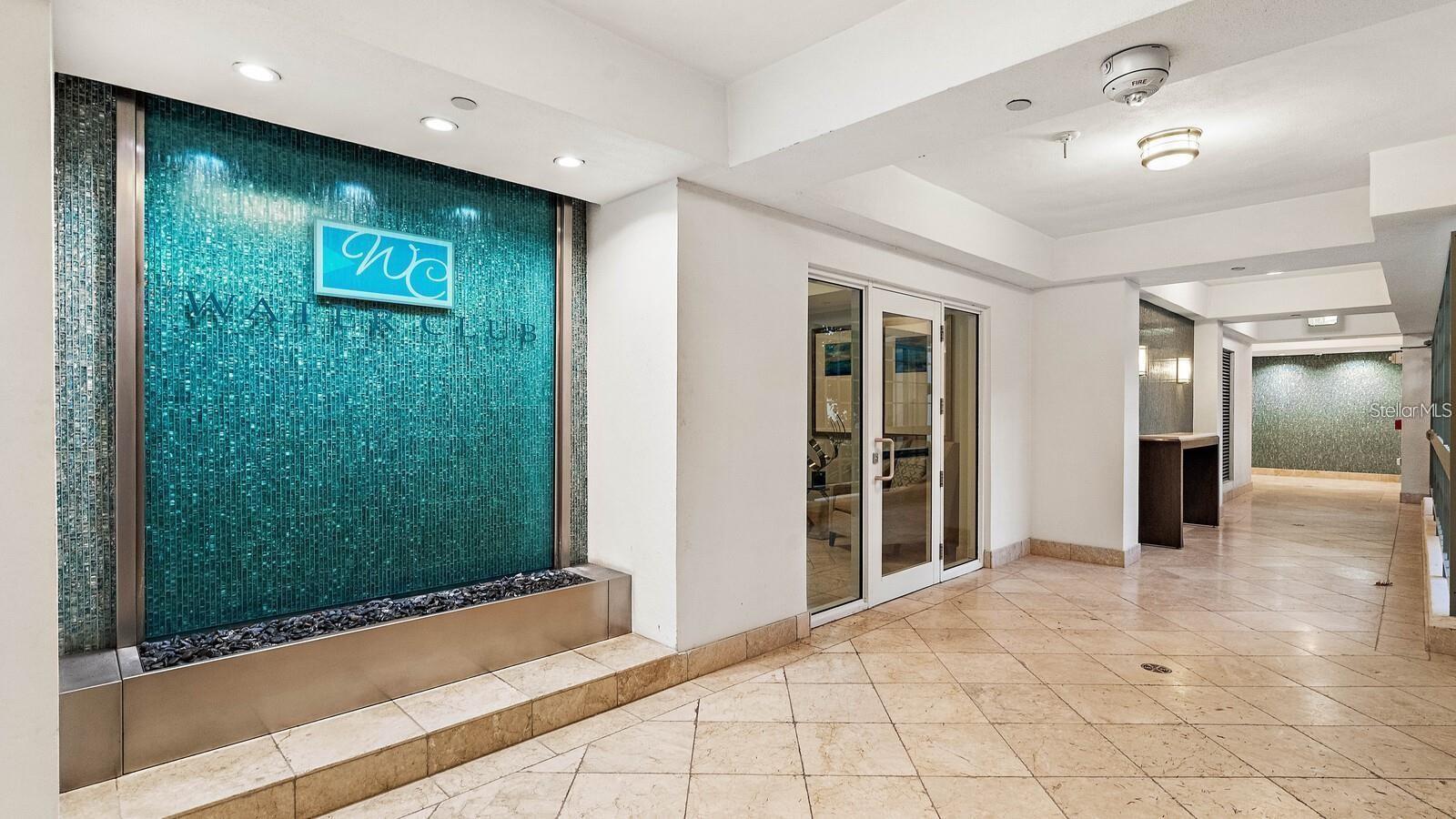 Image 5 of 52 For 1325 Snell Isle Boulevard Ne 708