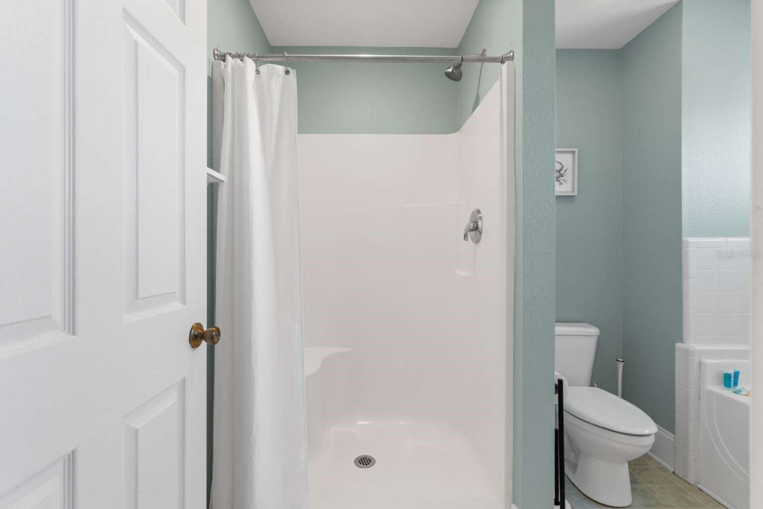 Image 28 of 44 For 161 Parkside Circle