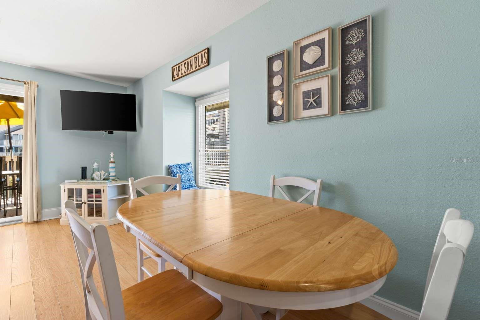 Image 9 of 44 For 161 Parkside Circle