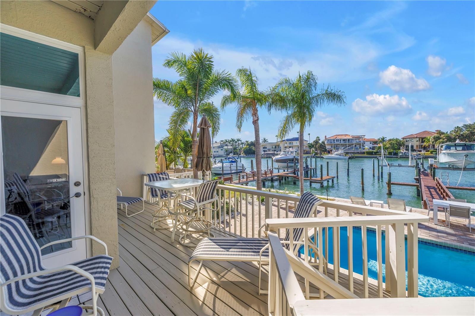 Image 30 of 79 For 758 Pinellas Bayway S