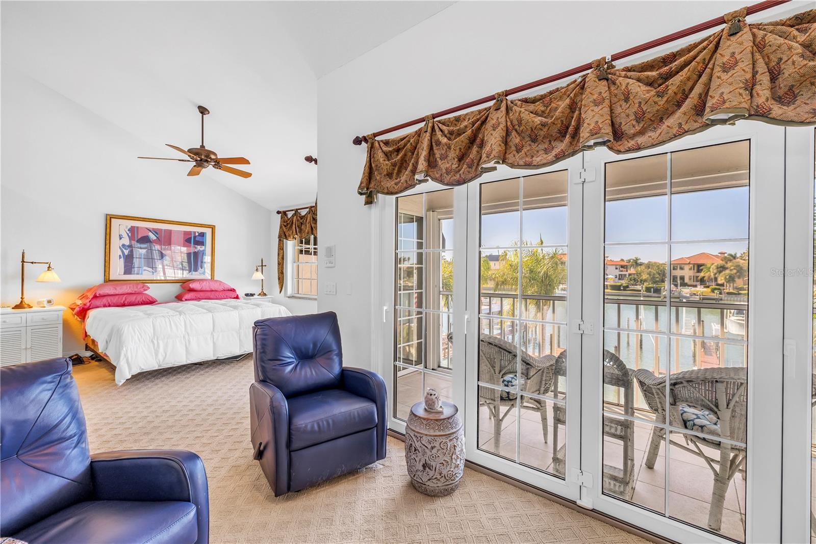 Image 34 of 79 For 758 Pinellas Bayway S