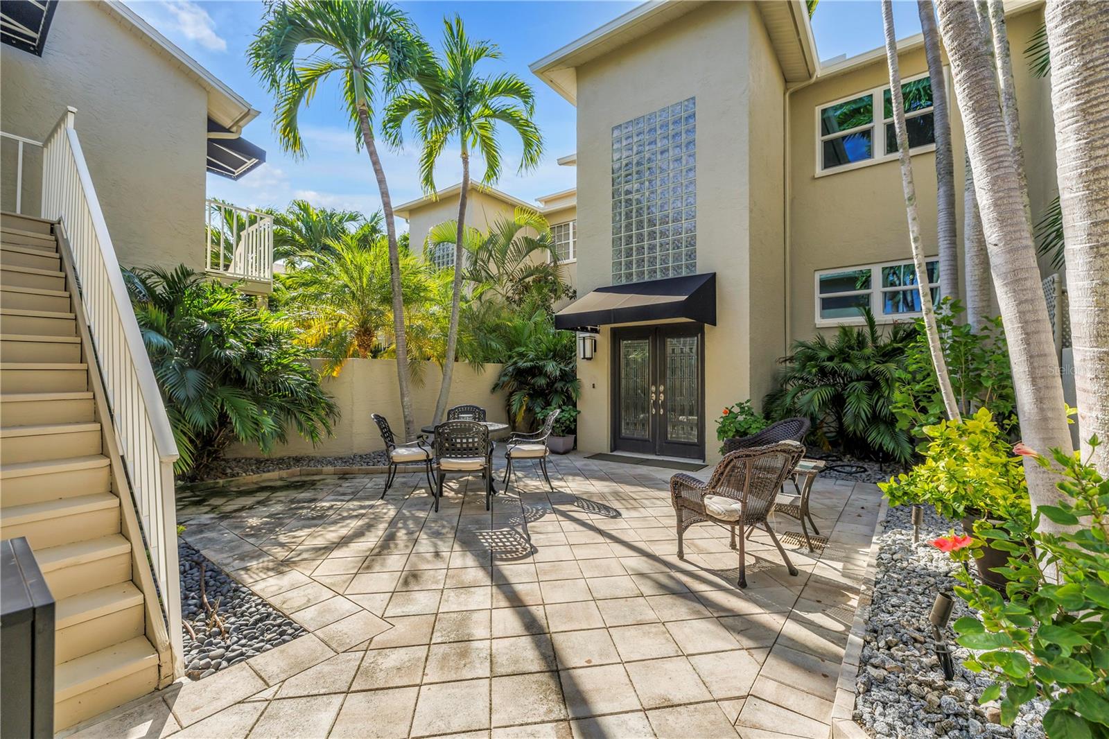 Image 4 of 79 For 758 Pinellas Bayway S