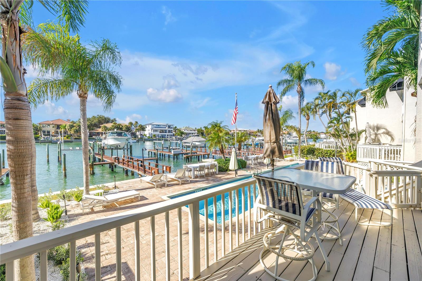 Image 50 of 79 For 758 Pinellas Bayway S