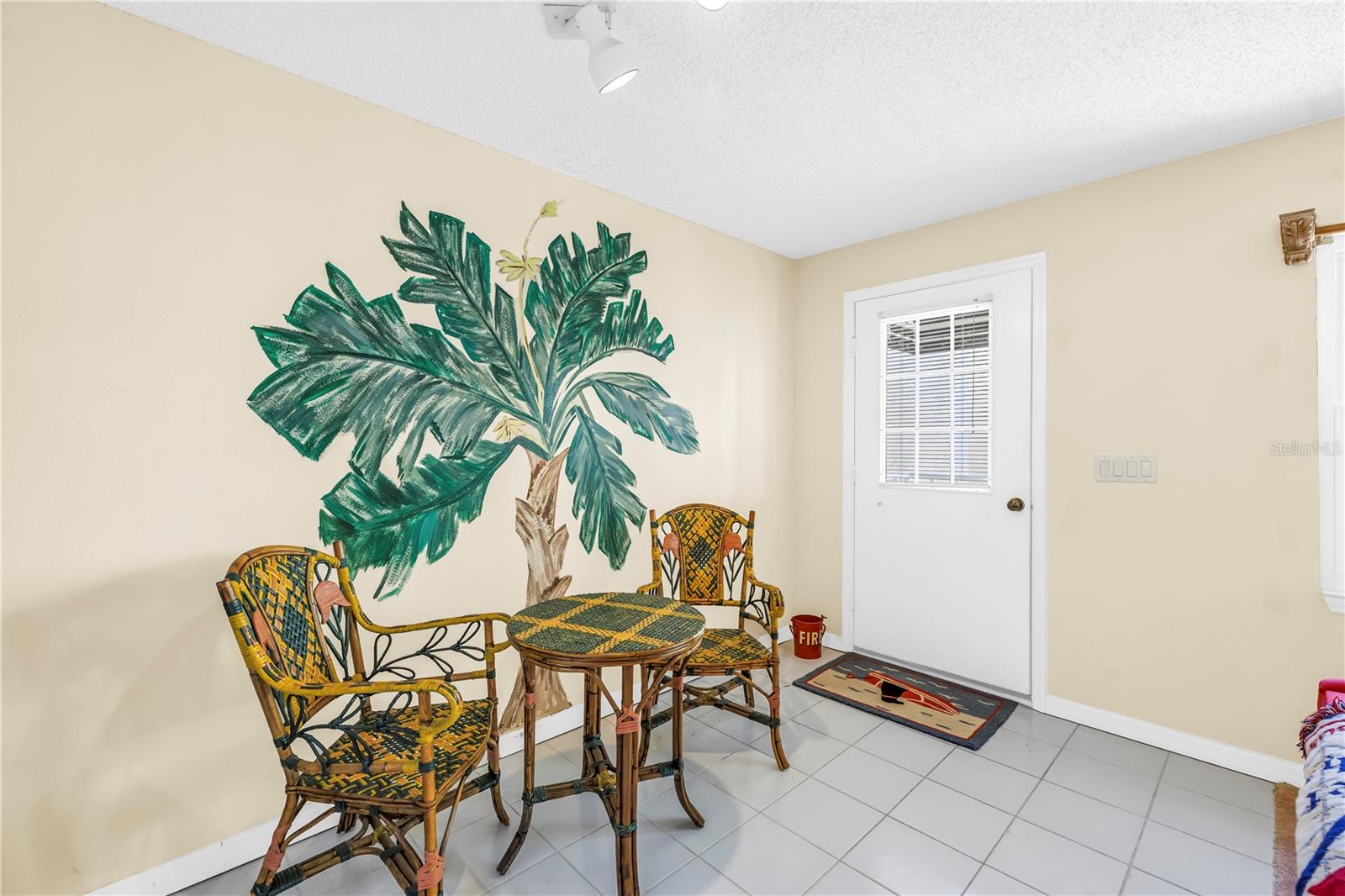 Image 66 of 79 For 758 Pinellas Bayway S