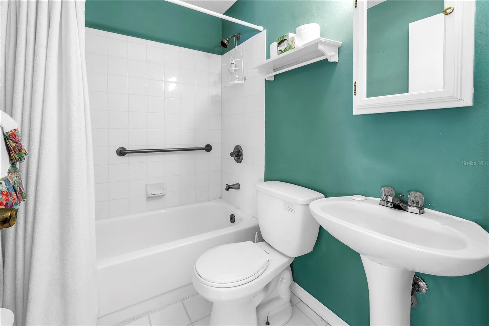 Image 72 of 79 For 758 Pinellas Bayway S