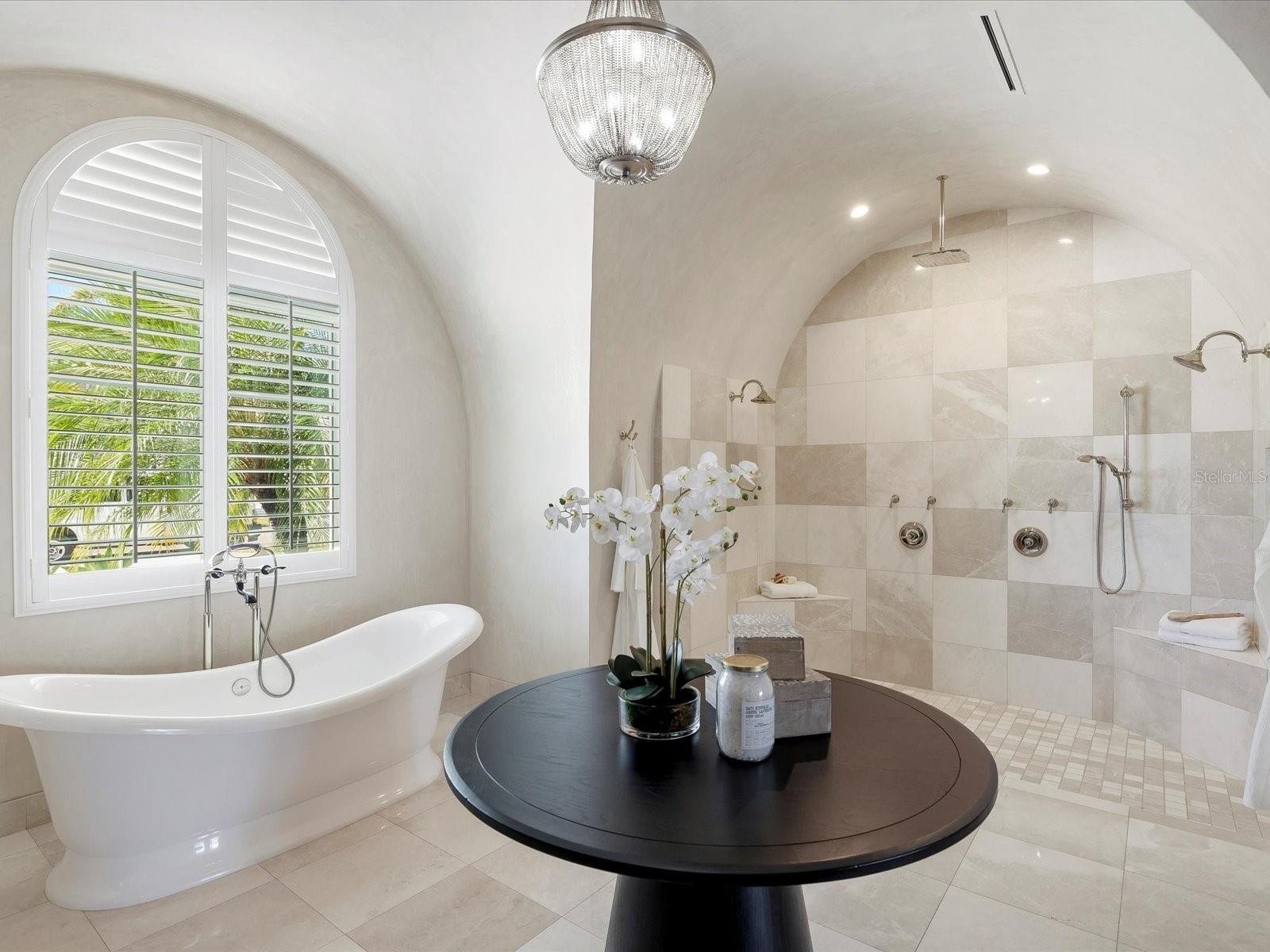 Image 16 of 66 For 643 Harbor Island