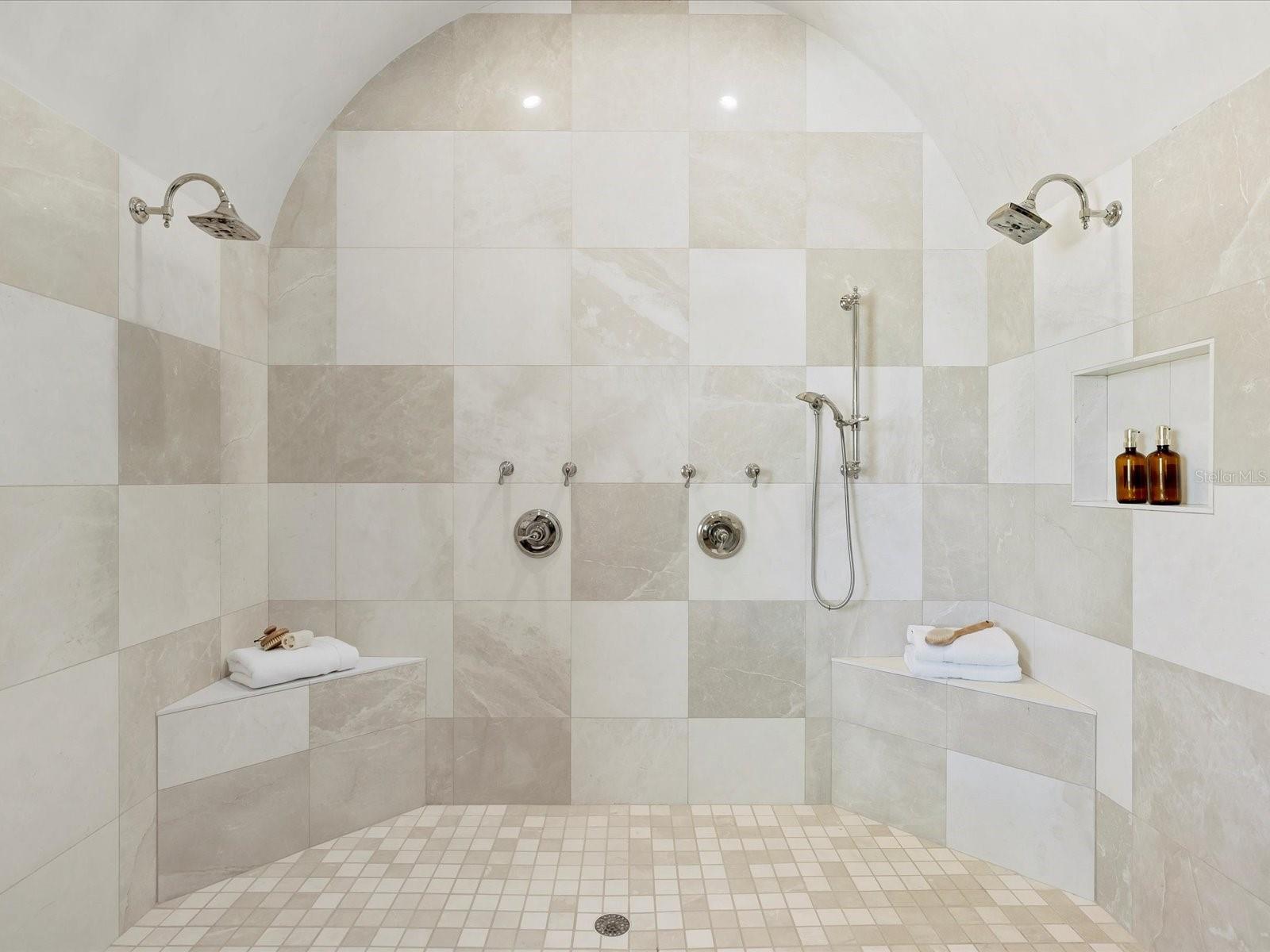 Image 17 of 66 For 643 Harbor Island