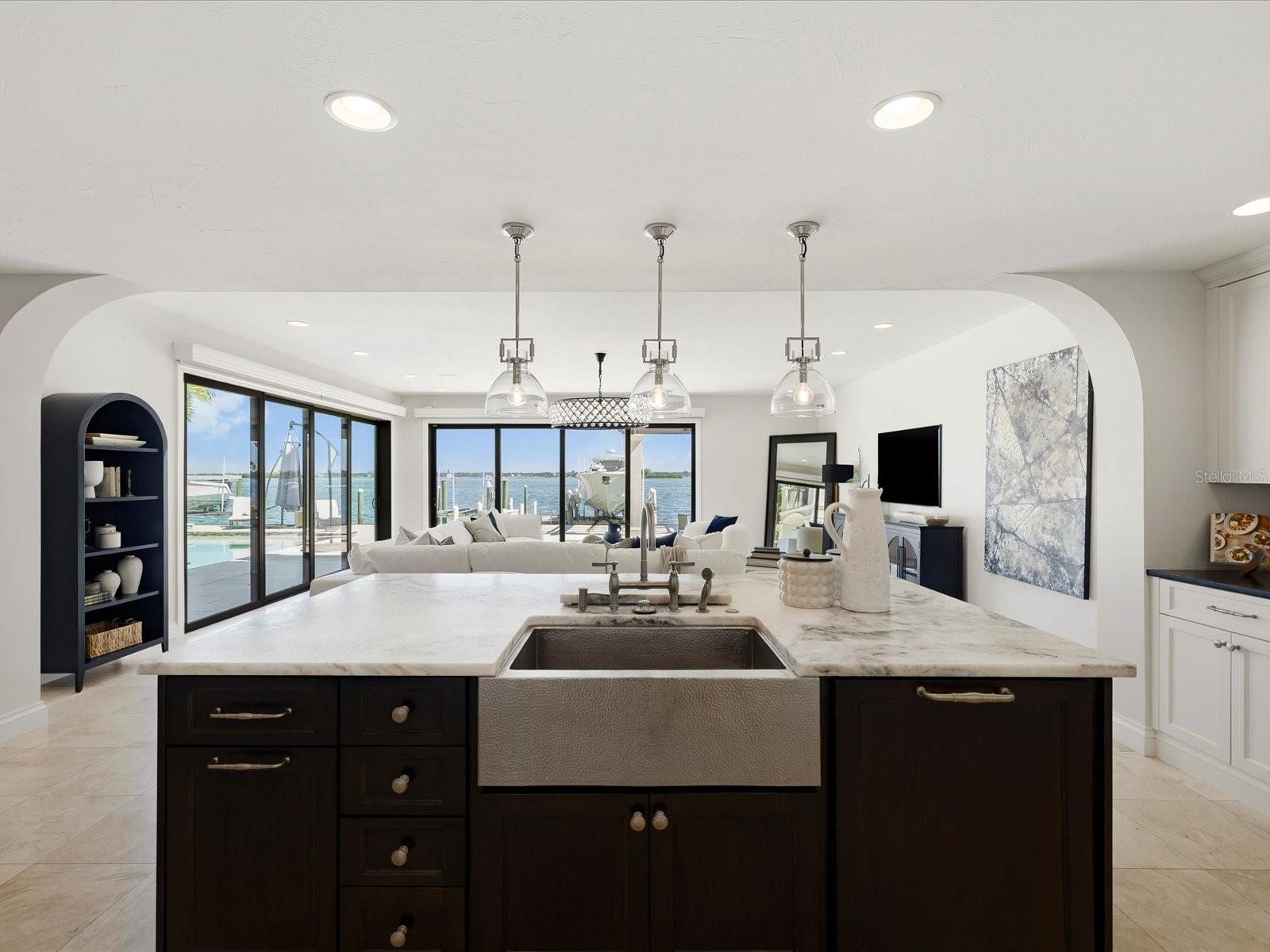 Image 23 of 66 For 643 Harbor Island