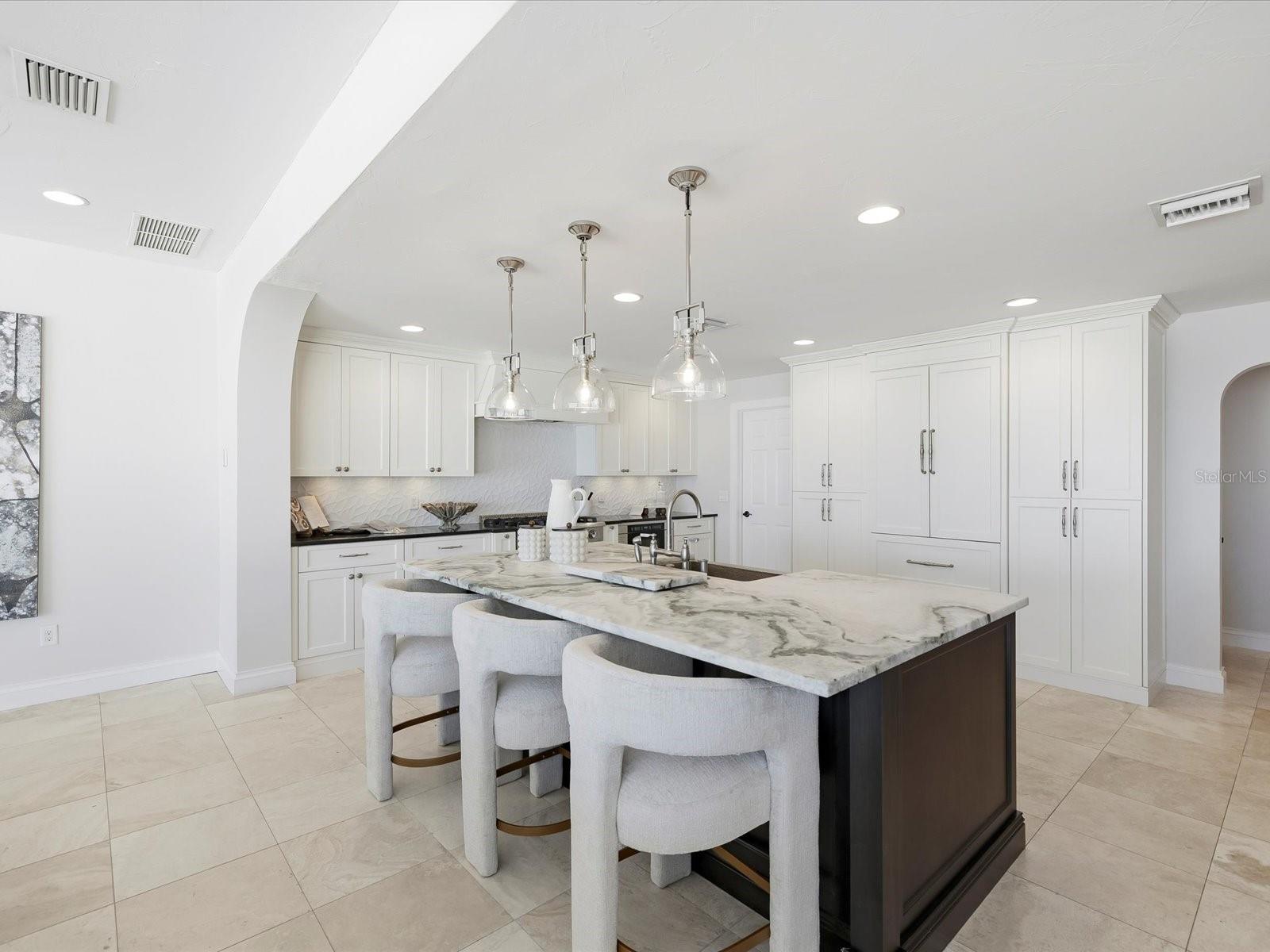 Image 32 of 66 For 643 Harbor Island