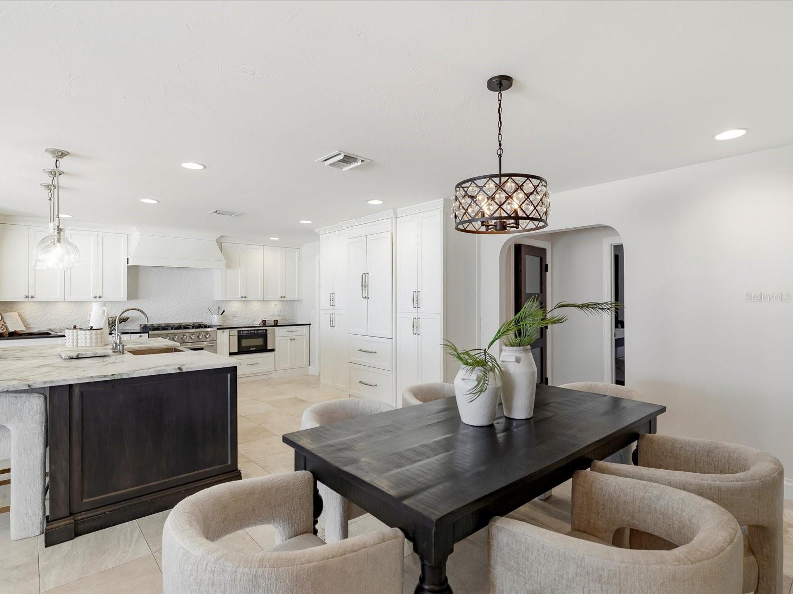 Image 35 of 66 For 643 Harbor Island