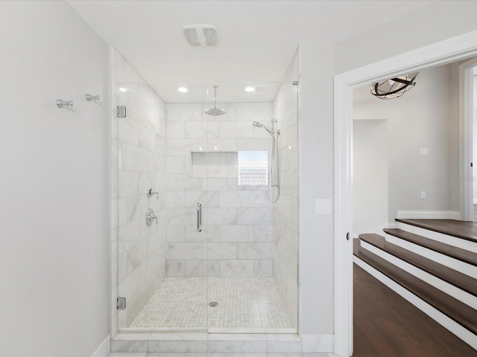 Image 49 of 66 For 643 Harbor Island