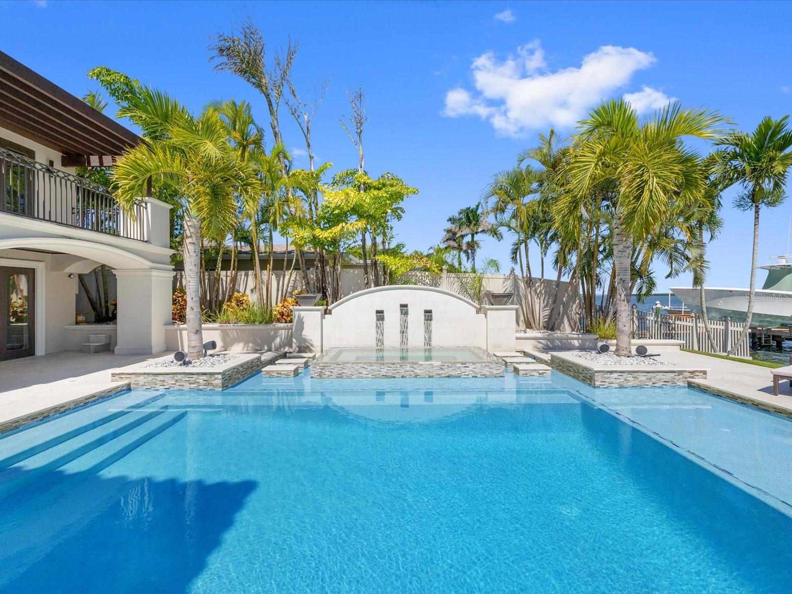 Image 54 of 66 For 643 Harbor Island