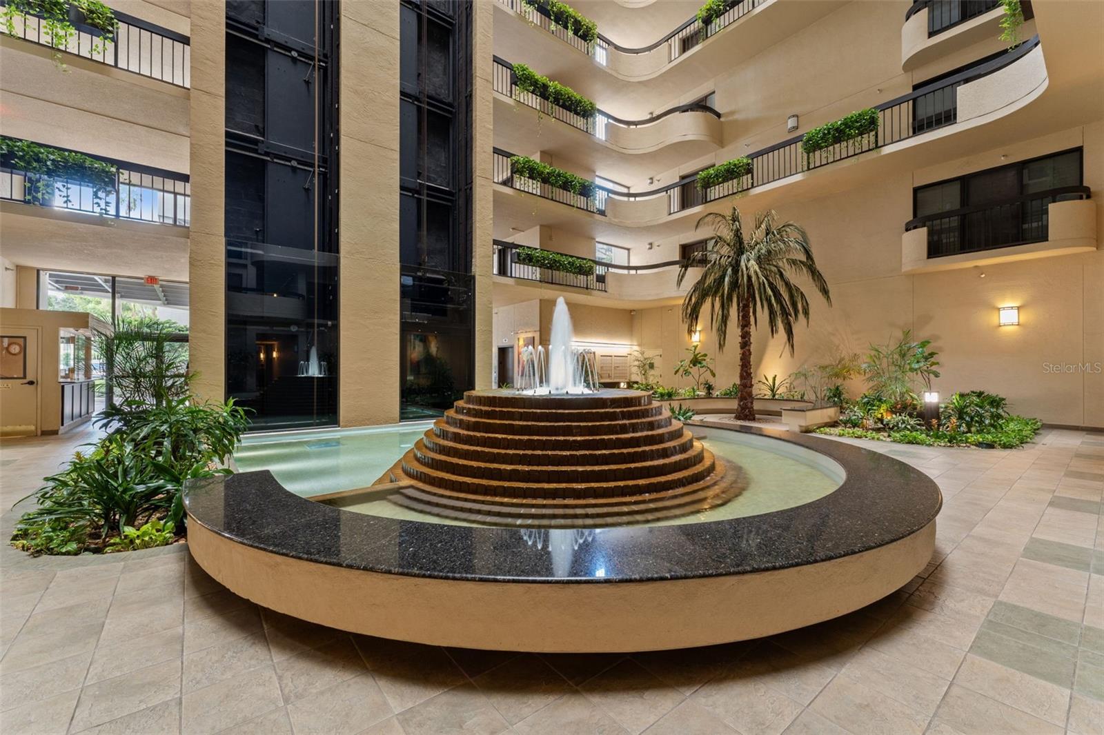 Image 34 of 51 For 2413 Bayshore Boulevard 805