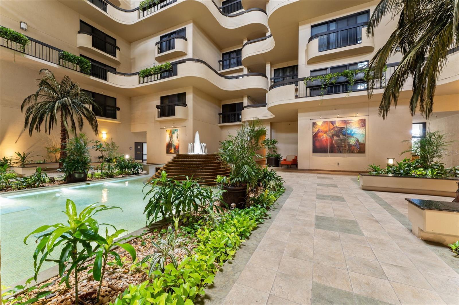 Image 38 of 51 For 2413 Bayshore Boulevard 805